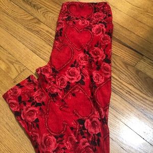 LuLaRoe valentines leggings